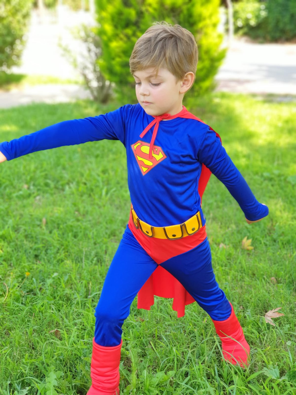 Erkek Çocuk Superman Kostümü - Pelerinli Süper Kahraman Doğum Günü ve Partisi Kostüm Seti