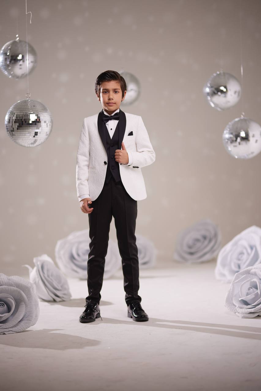 Çocuk Beyaz Smokin Takım – Siyah Saten Şal Yaka