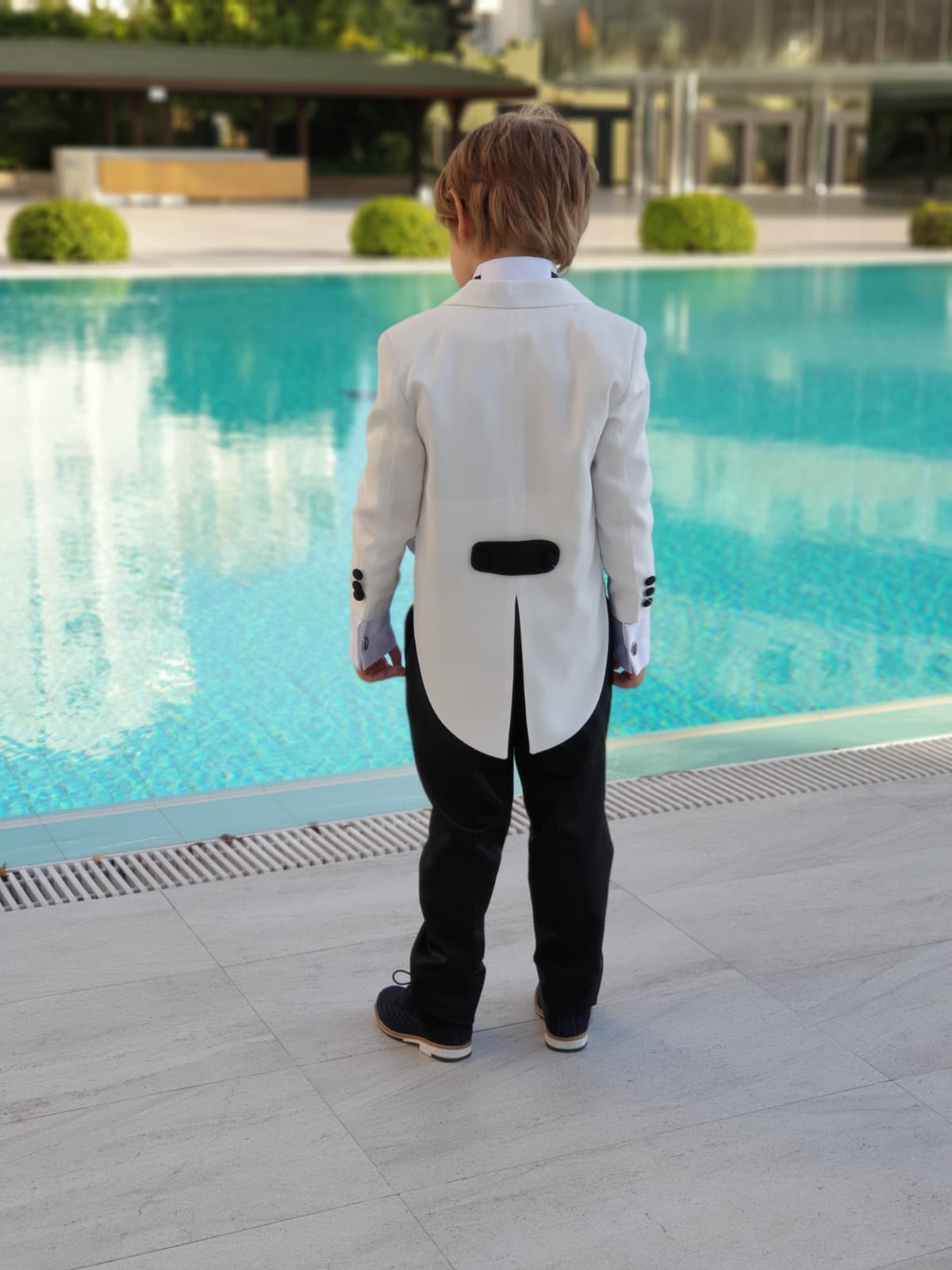 Erkek Çocuk Beyaz Frak Smokin