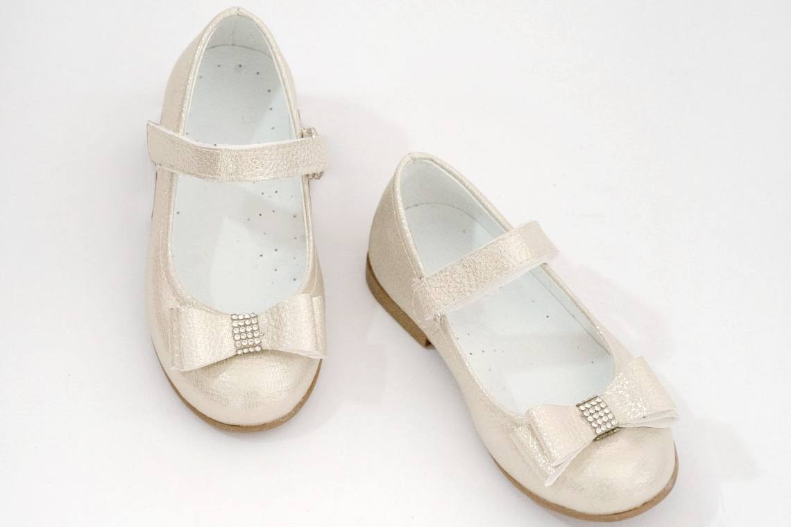 Gold Renk Kız Çocuk Babet Ayakkabı