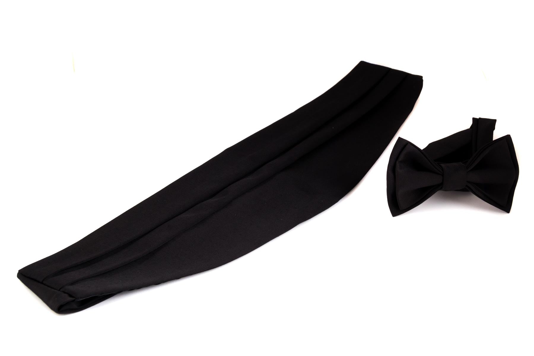 Siyah Papyon ve Kuşak Seti – Klasik Şık Erkek Aksesuarı (Çocuk için Uyumlu)