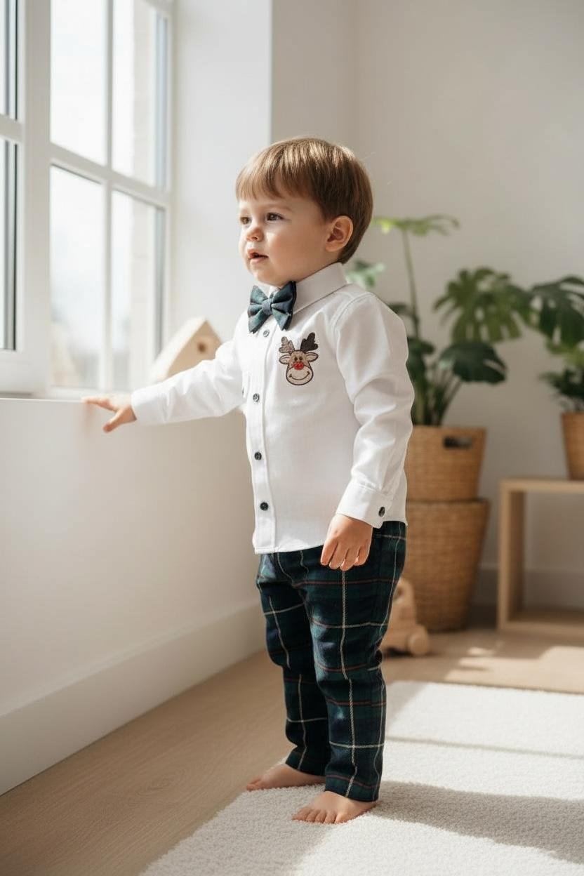Erkek Bebek Yılbaşı Takımı – Ren Geyiği Nakışlı Gömlek & Ekose Pantolon Papyon