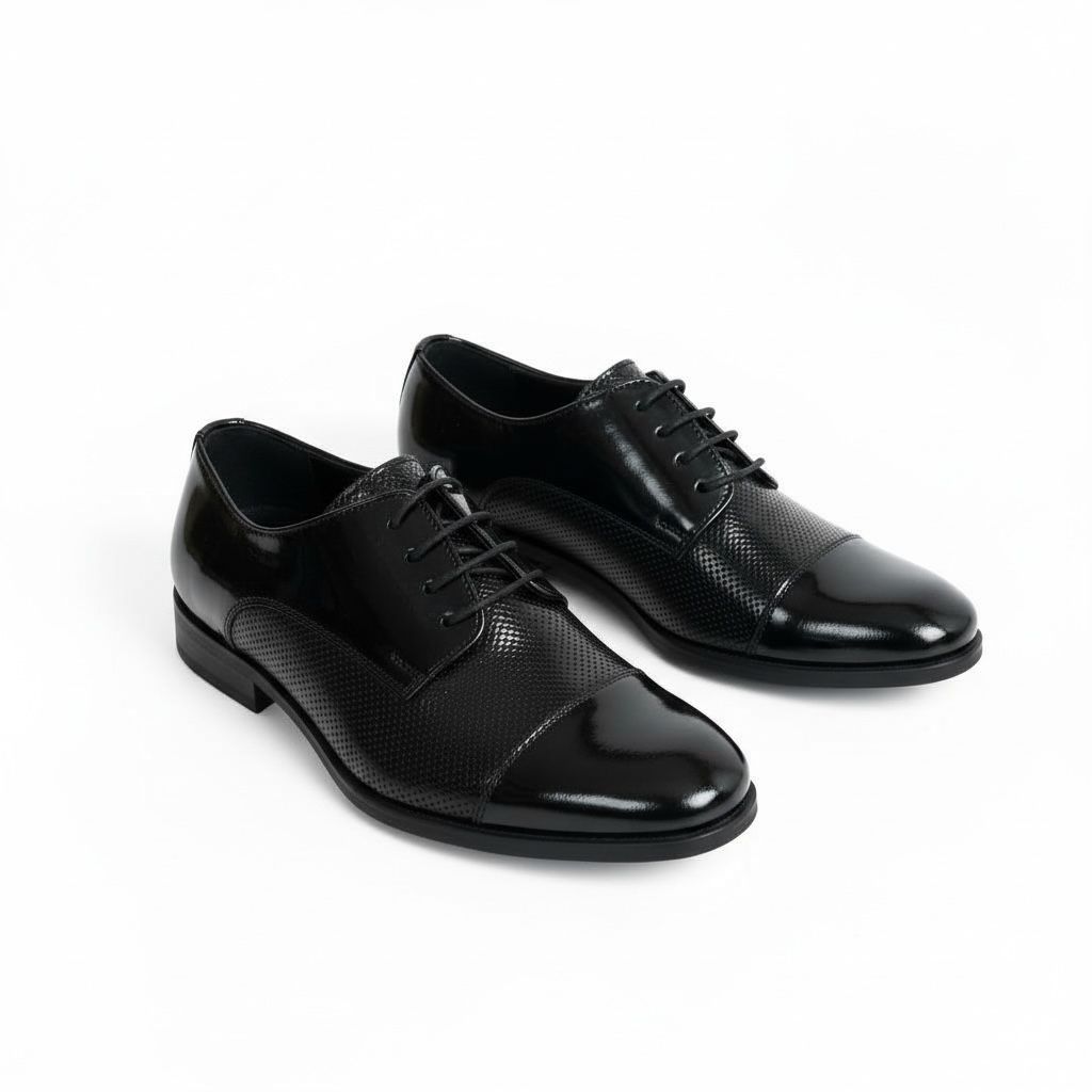 Siyah Dokulu Klasik Çocuk Ayakkabısı  Bağcıklı Özel Gün Ayakkabısı