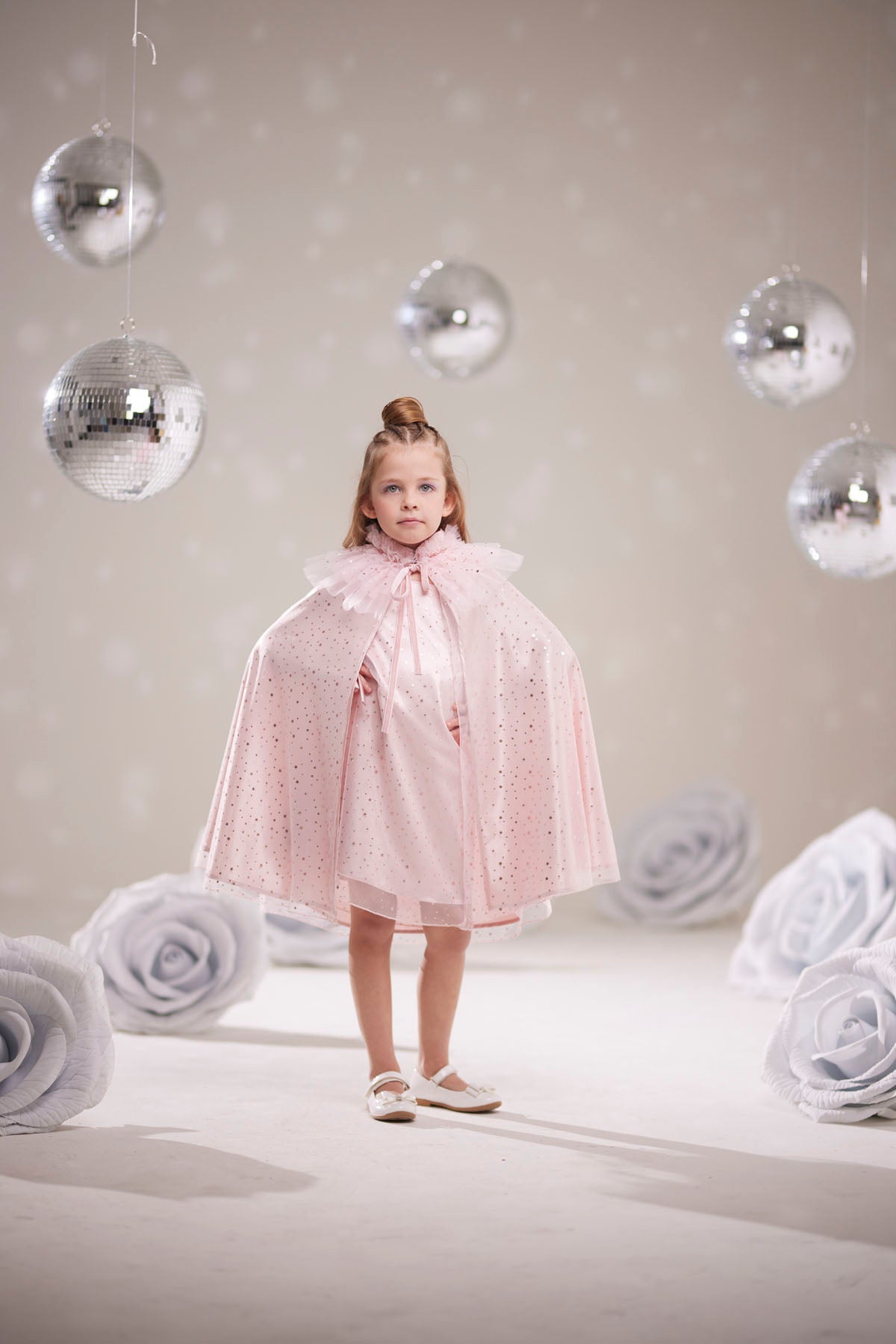 Kız Çocuk Işıltılı Tül Pelerin