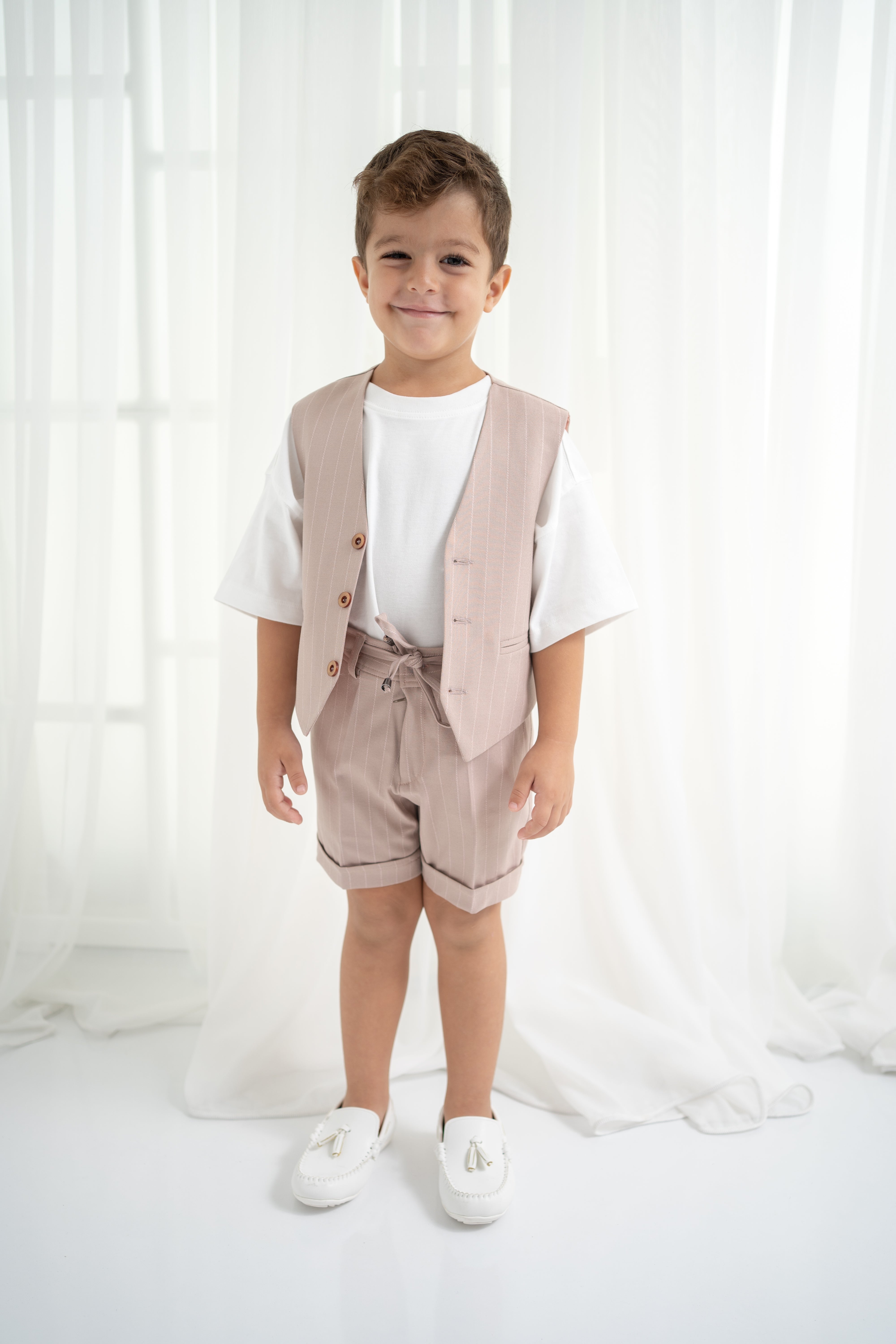 Erkek Çocuk 3’lü Takım – Yelek, Şort, Tişört