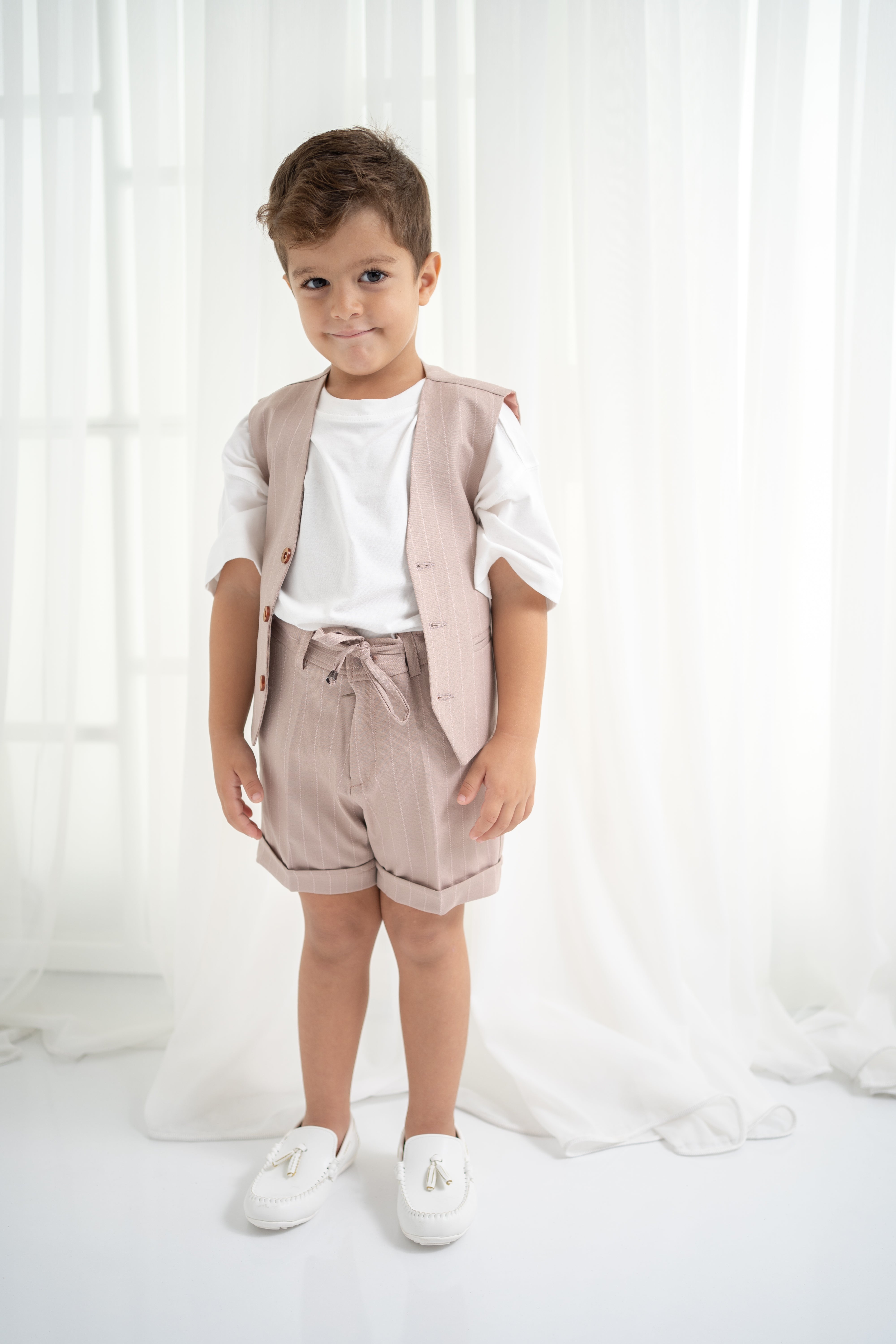 Erkek Çocuk 3’lü Takım – Yelek, Şort, Tişört