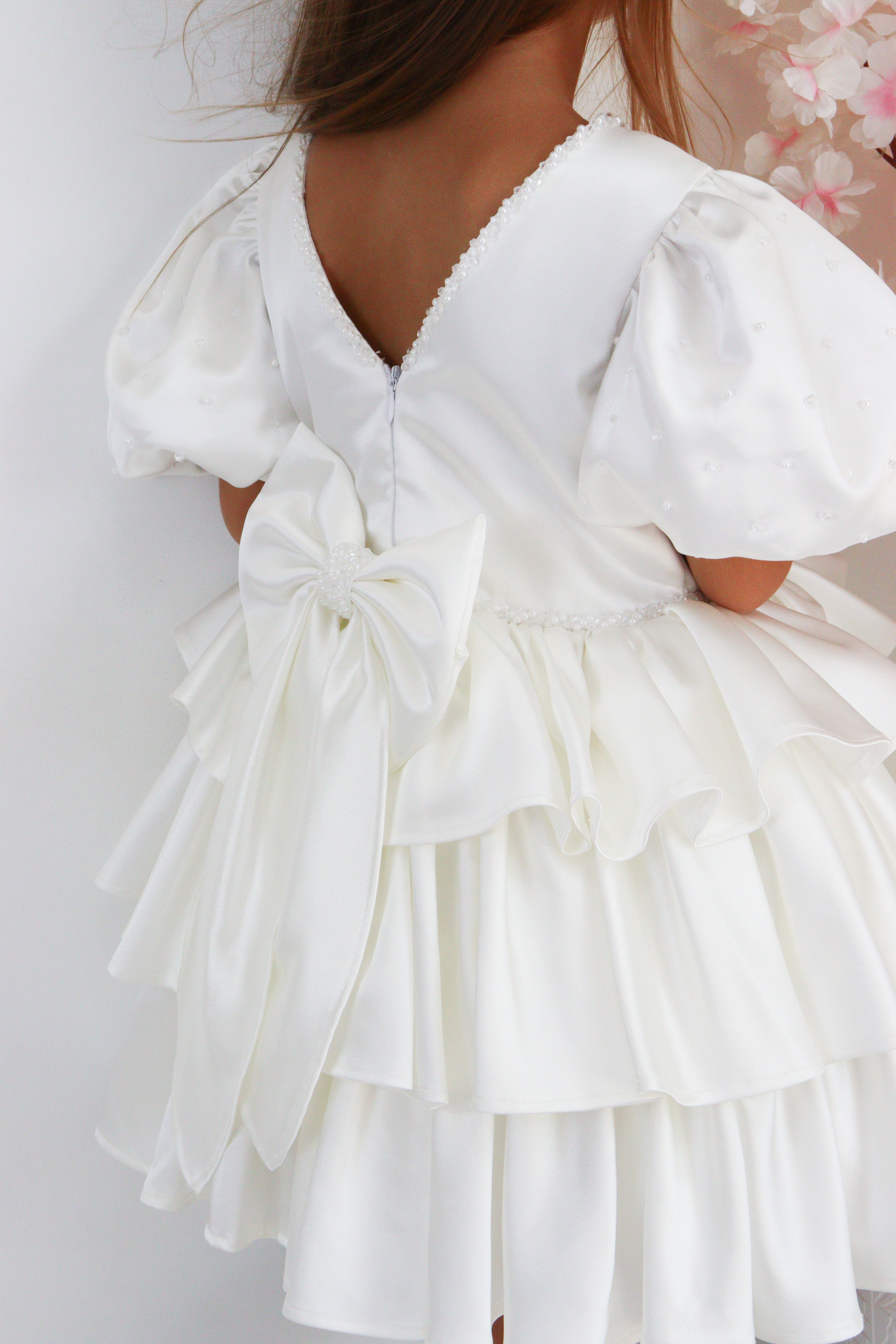 Beyaz Saten Kat Kat Kız Çocuk Abiye 1–10 Yaş Özel Gün Elbisesi