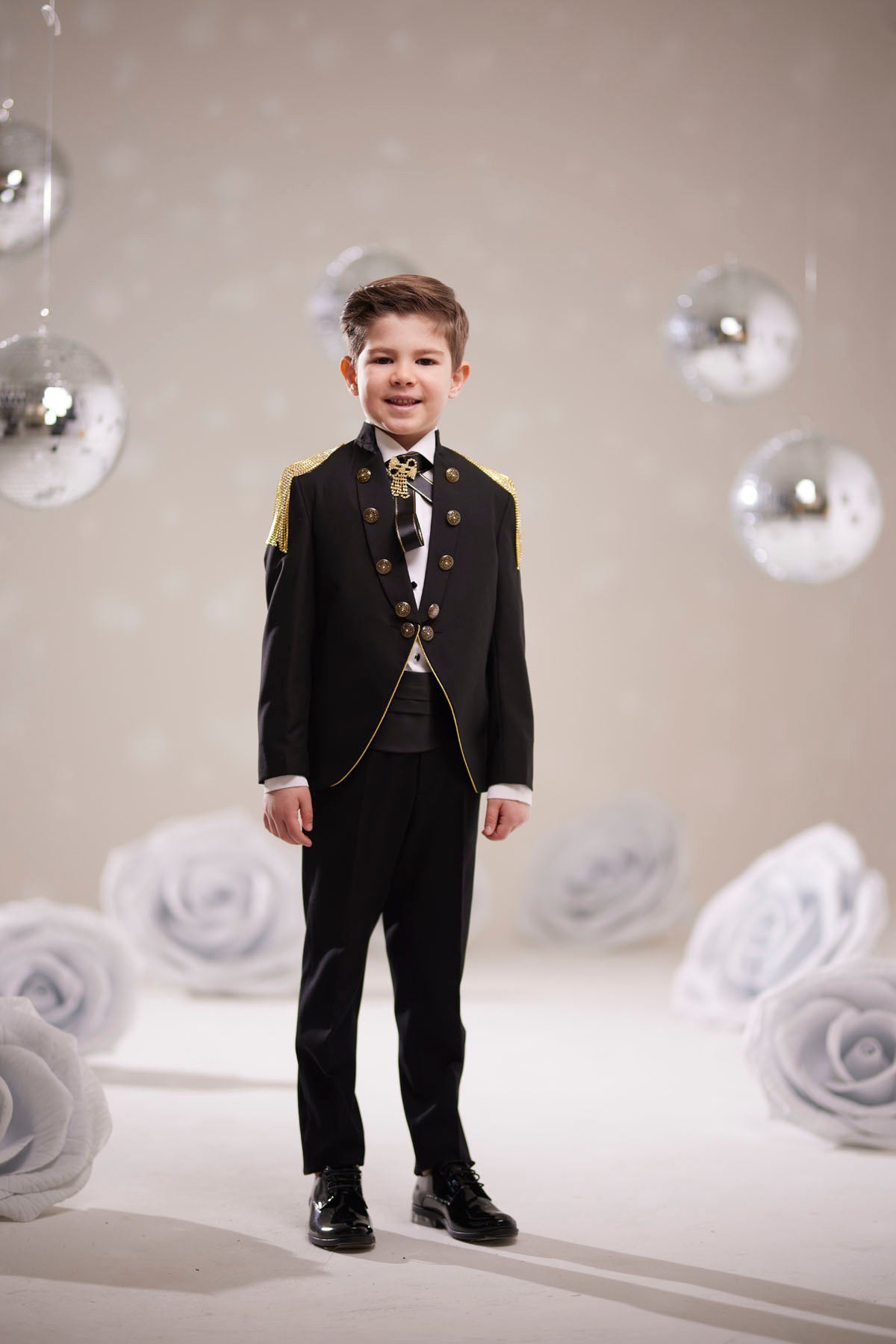 Çocuk Apoletli Taşlı Özel Tasarım Takım Elbise (1–14 Yaş)