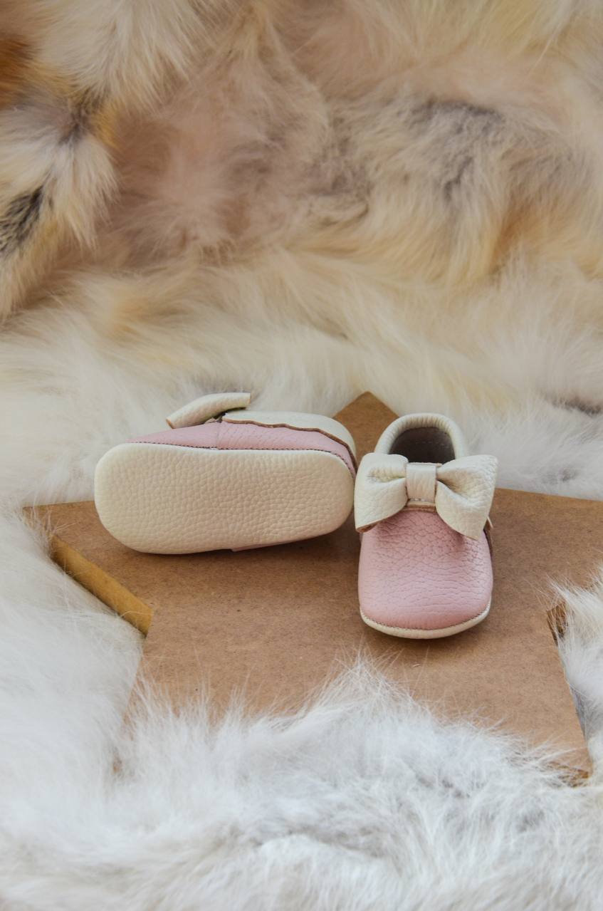 El Yapımı Gerçek Deri Pembe Bebek Makosen Patik