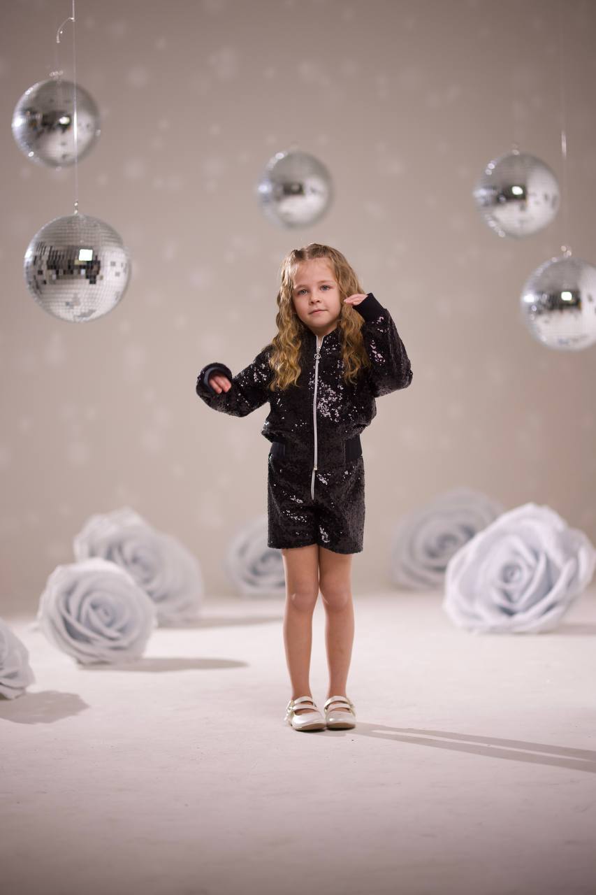 Kız Çocuk Siyah Pul Payet Ceket-Şort Takım