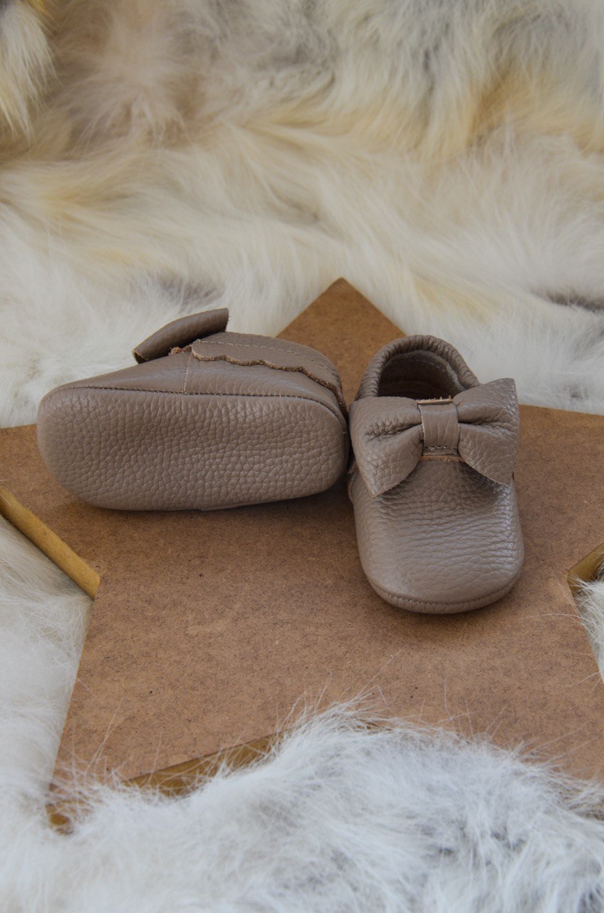 Hakiki Deri Kahverengi Bebek Makosen – Rahat ve Şık İlk Adım Ayakkabısı